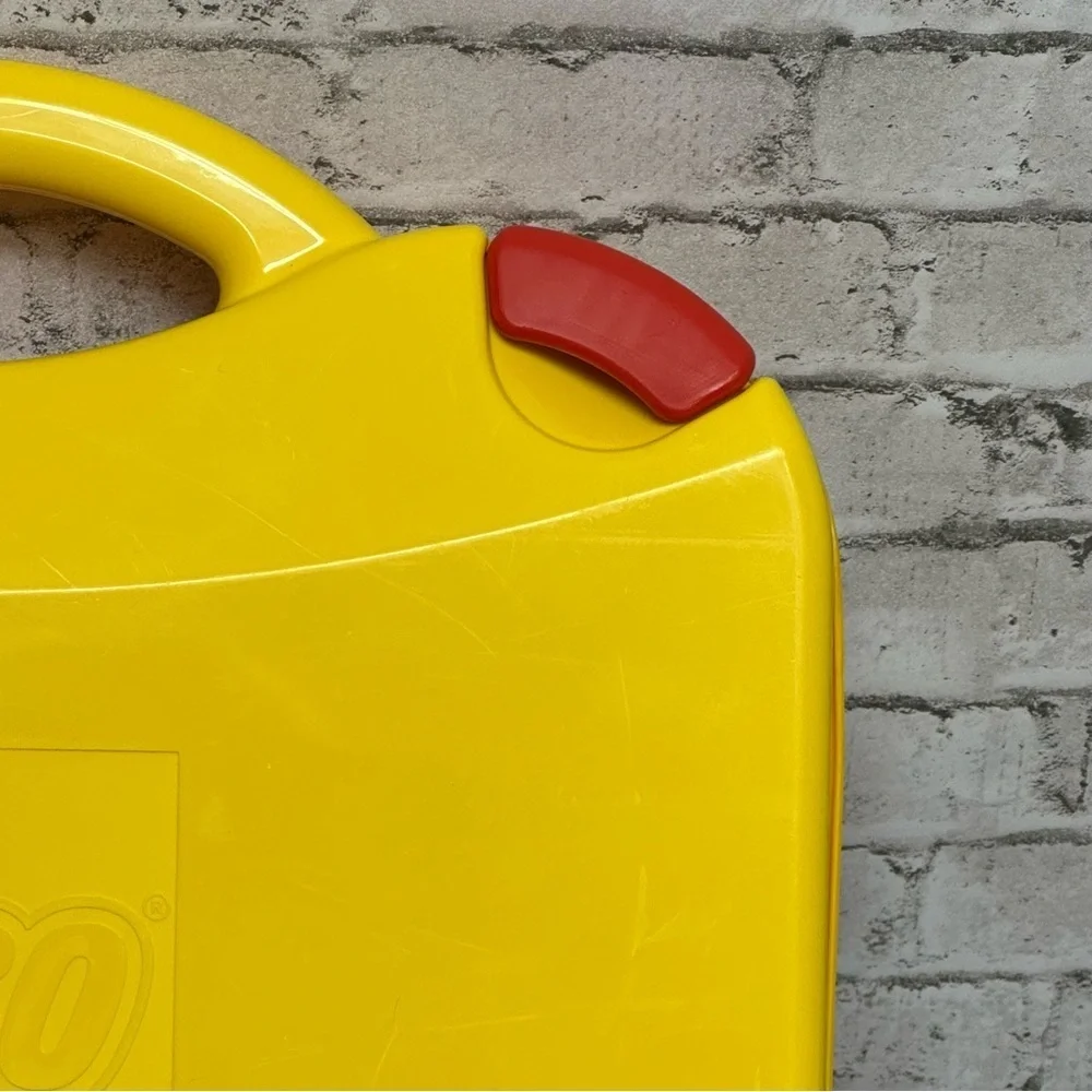 LEGO Storage Case Yellow Hard Plastic Latching Storage Empty Box Divider